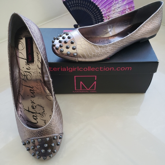 Material Girl Studded Ballet Flats Size 8.5 EMO Steampunk Gunmetal & Silver NWT - Picture 7 of 8